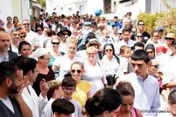 La X edición de la Traída Infantil del Agua, un éxito (Foto Antonio Alí)